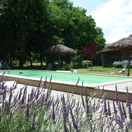 Les Maisons De Maylis Maison d'hôtes Damazan